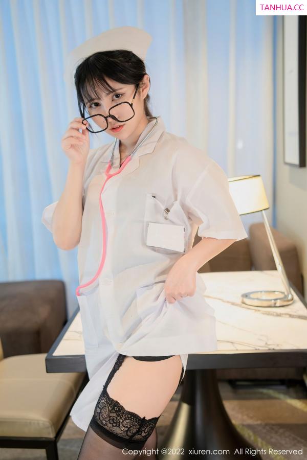 久久Aimee  [XiuRen]高清写真图 2022.06.29 No.5202 久久Aimee第13张图片